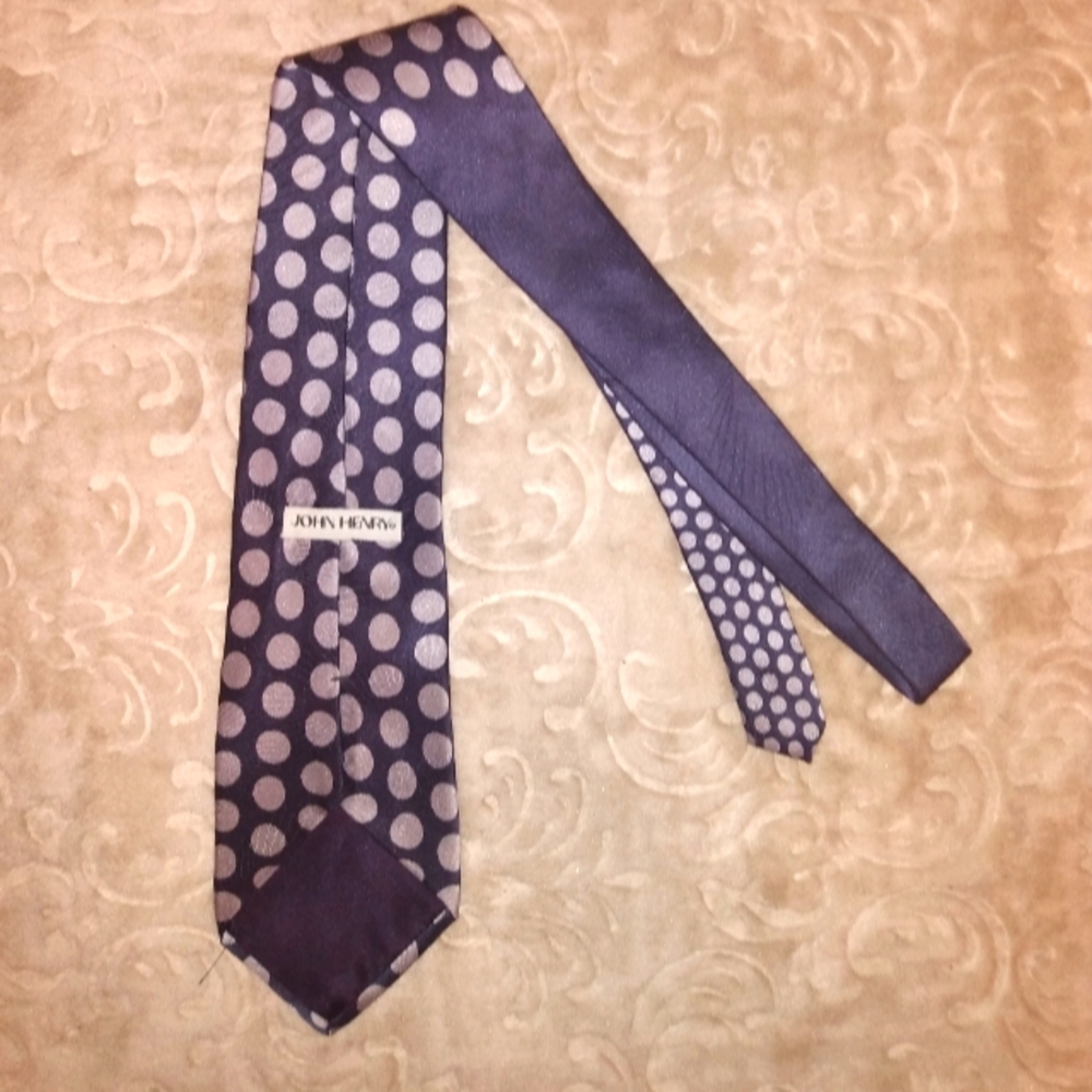 John Henry  blue Lavender Polkadot Silk neck tie